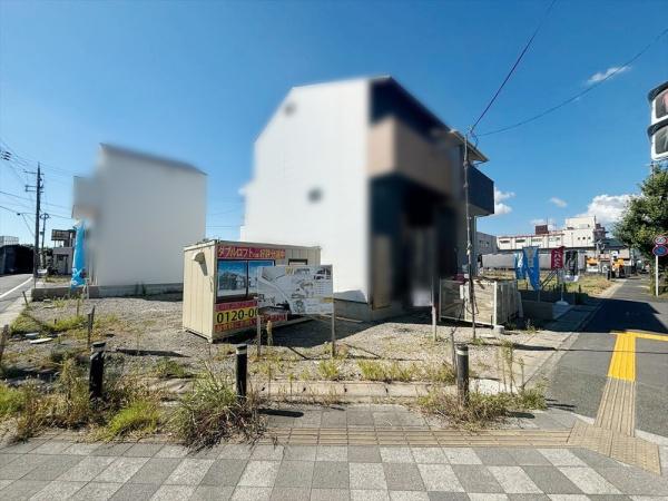 ���s�{���s�s���g�ˉ@���~�R���̐V�z��ˌ��Ă̑O�ʓ��H�܂ތ��n�ʐ^