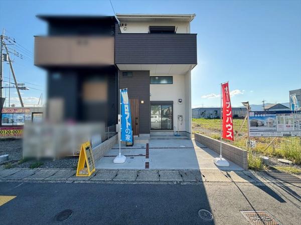 ���s�{���s�s���g�ˉ@���~�R���̐V�z��ˌ��Ă̑O�ʓ��H�܂ތ��n�ʐ^