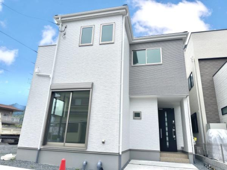 京都府京都市右京区嵯峨天龍寺広道町の新築一戸建ての現地外観写真
