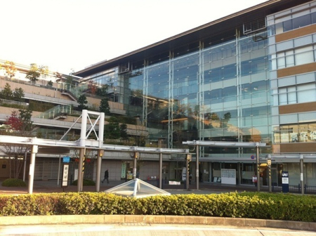 ���s�{���s�s�E����~�Òi�� 13-1�̒��Ã}���V�����̎��ӊ�