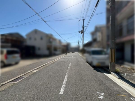 ���s�{���s�s�E����ԉ����k���̐V�z��ˌ��Ă̑O�ʓ��H�܂ތ��n�ʐ^