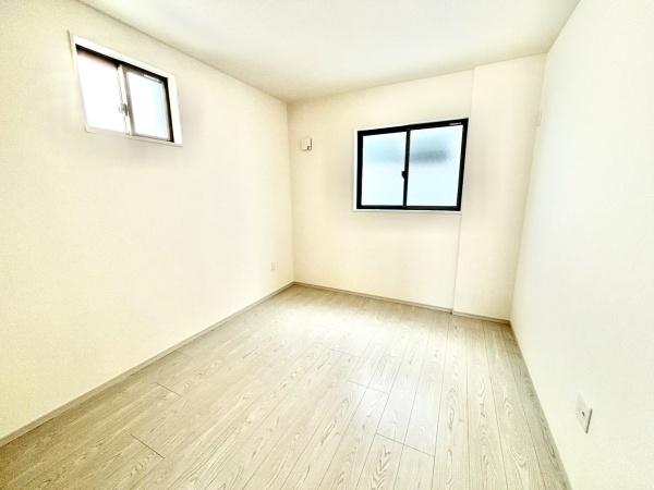 ���s�{���s�s�E����ԉ����k���̐V�z��ˌ��Ă̗m��