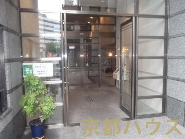 s{ss扺菼 152̒Ã}ṼGgX