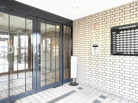 ���s�{���s�s���g�ˉ@���G�� 2-1�̒��Ã}���V�����̃G���g�����X