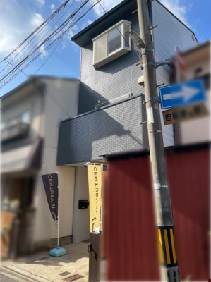 s{ss攪̒ÈˌĂ̑OʓH܂ތnʐ^