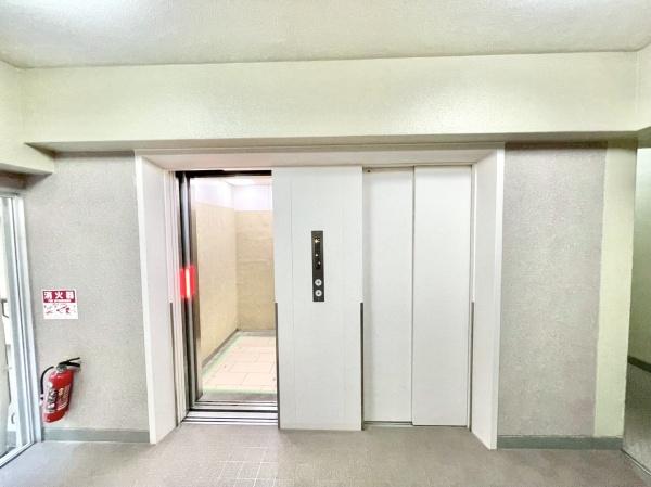 s{ssE~ÐKa 8̒Ã}V̂̑p