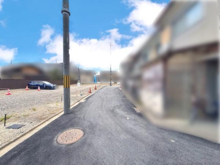 s{ssE搼ɖk̓yn̑OʓH܂ތnʐ^