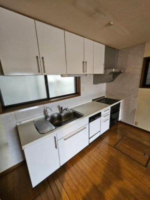 ���s�{���s�s�E���摾�`�쌳���̒��È�ˌ��ẴL�b�`��