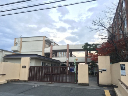 ���s�{���s�s������H���t�Ð쒬�̓y�n�̎��ӊ�