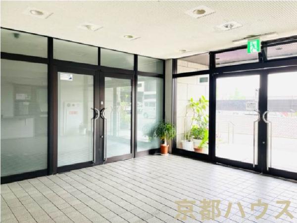 ���s�{���s�s���g�ˉ@��r�� 1-1�̒��Ã}���V�����̃G���g�����X