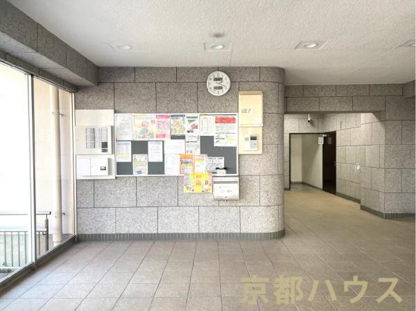 ���s�{���s�s���g�ˉ@�Ό����c�� 1-7�̒��Ã}���V�����̃G���g�����X