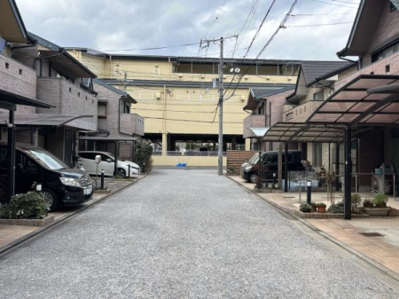 ���s�{���s�s��擌����G�ے��̒��È�ˌ��Ă̑O�ʓ��H�܂ތ��n�ʐ^