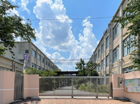 ���s�{���s�s���v�����v����3���ڂ̓y�n�̎��ӊ�