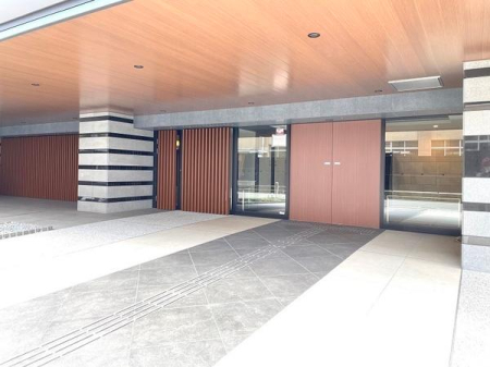 ���s�{���s�s���g�ˉ@�O�m�{�� 6-3�̒��Ã}���V�����̃G���g�����X