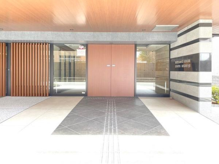 ���s�{���s�s���g�ˉ@�O�m�{�� 6-3�̒��Ã}���V�����̃G���g�����X