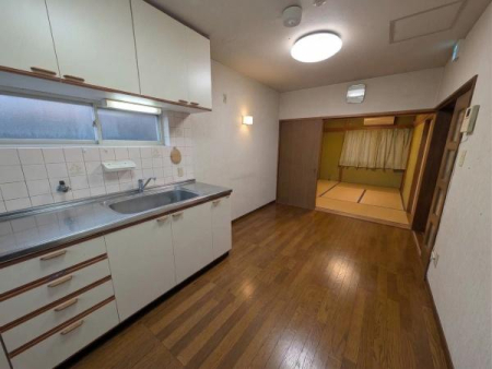 ���s�{���s�s��擌���쏼�m�ؒ��̒��È�ˌ��ẴL�b�`��