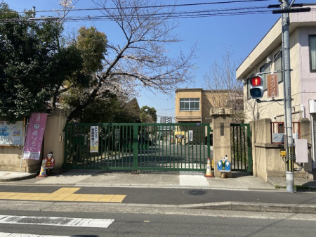 ���s�{���s�s������~���H�������̓y�n�̎��ӊ�