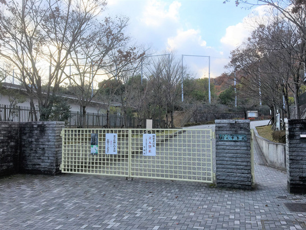 ���s�{���s�s�������}�k�B�|��1���� 5-3�̒��Ã}���V�����̎��ӊ�