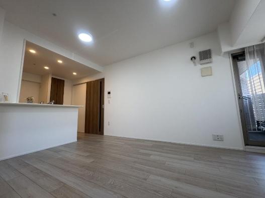 ���s�{���s�s������㕽�쒬 446-1�̒��Ã}���V�����̃��r���O