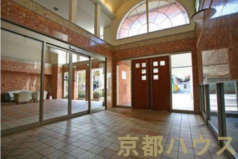 ���s�{���s�s�����掺���ʏ������錳���֒� 245-2�̒��Ã}���V�����̃G���g�����X