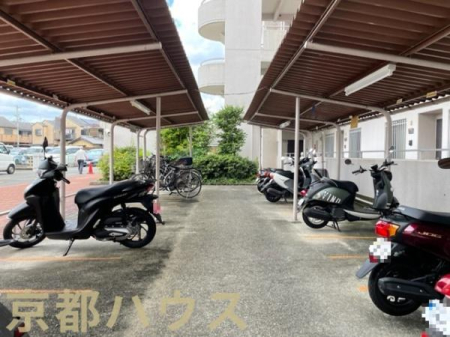 ���s�{���s�s���v�����v�� 705-1�̒��Ã}���V�����̂��̑����p��