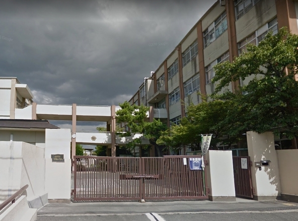 ���s�{���s�s������v��X�̋{���̒��Ãe���X�n�E�X�̎��ӊ�